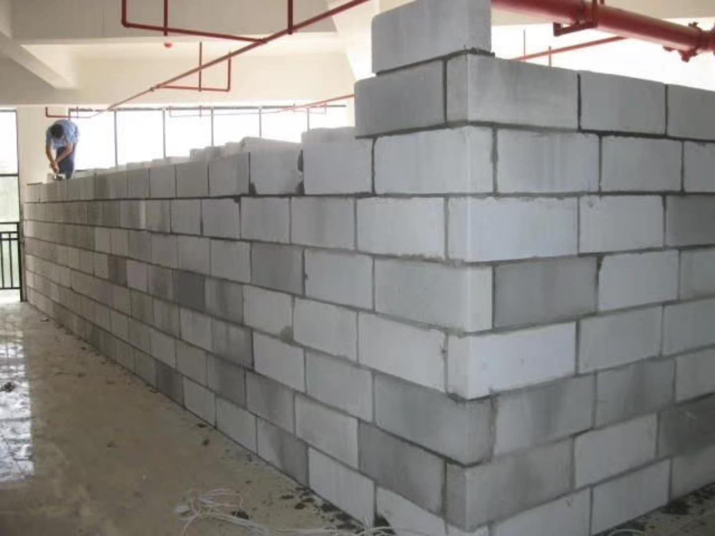织金蒸压加气混凝土砌块承重墙静力和抗震性能的研究